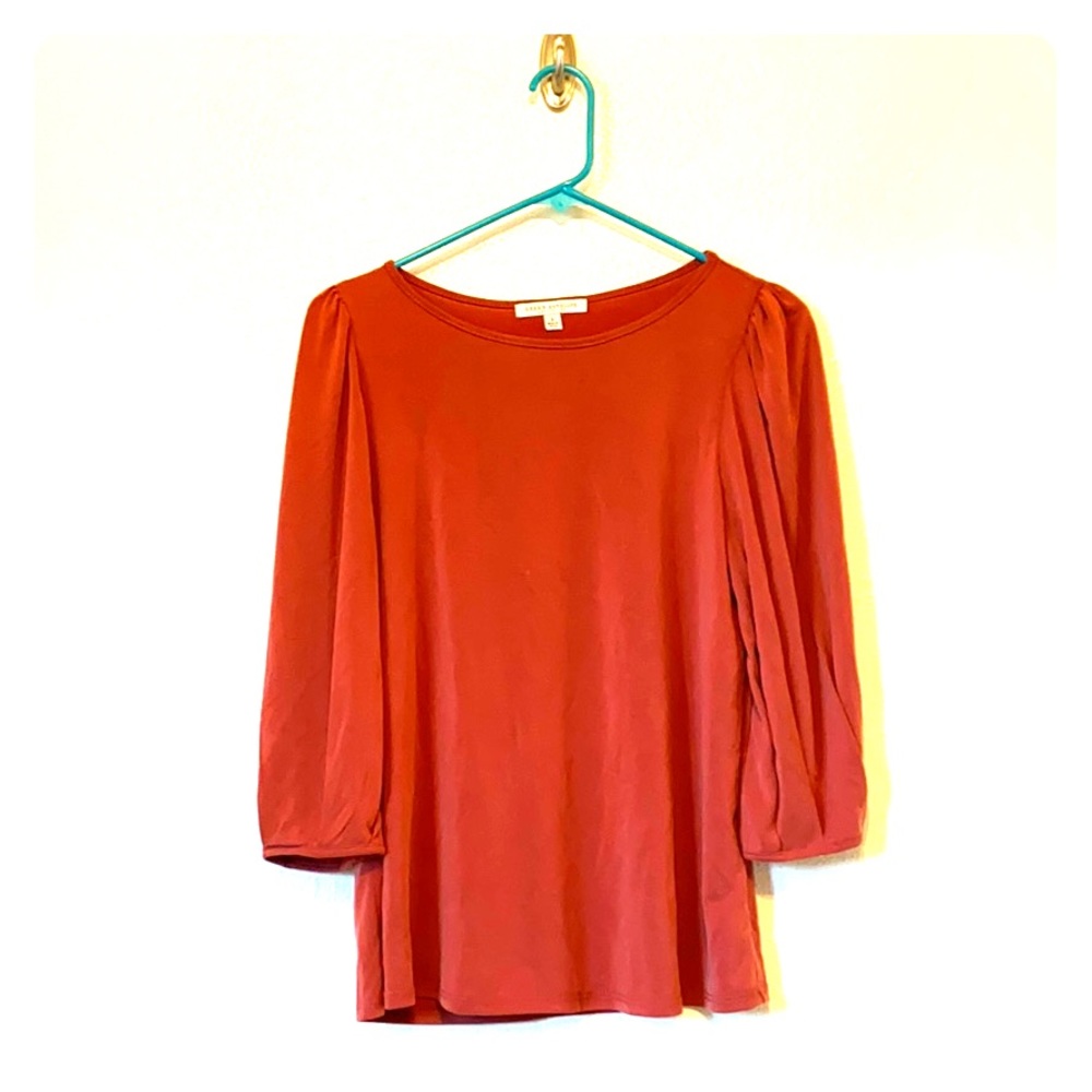 (SOLD) BOGO FREE! EUC Dark Red Blouse